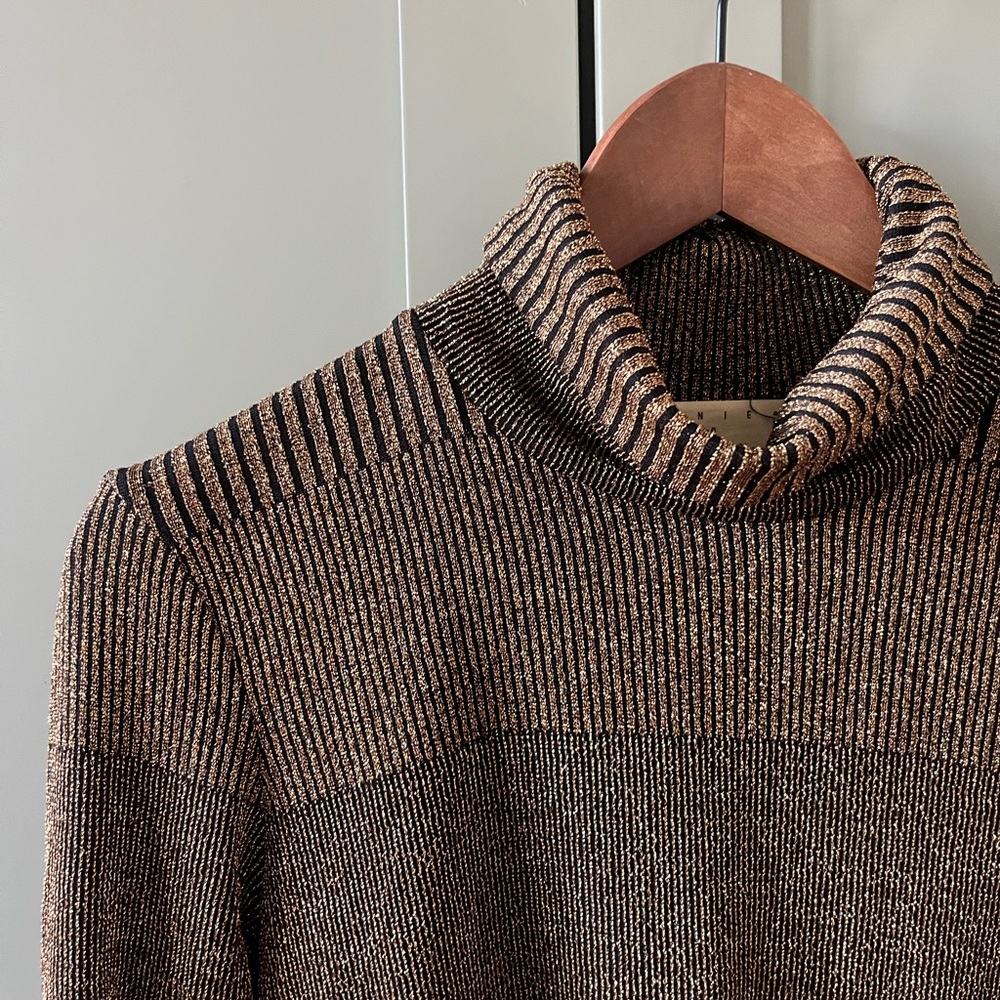 Annie 50 gold turtleneck dress - Picture 3 of 5